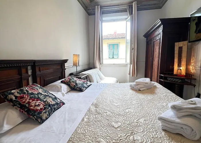 Casa Maya Souvenir Hotel