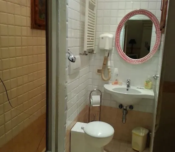 Casa Maya Souvenir Hotel