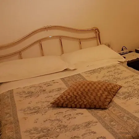 Casa Maya Souvenir Флоренция